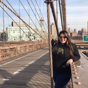 Meet your Posher, Ana